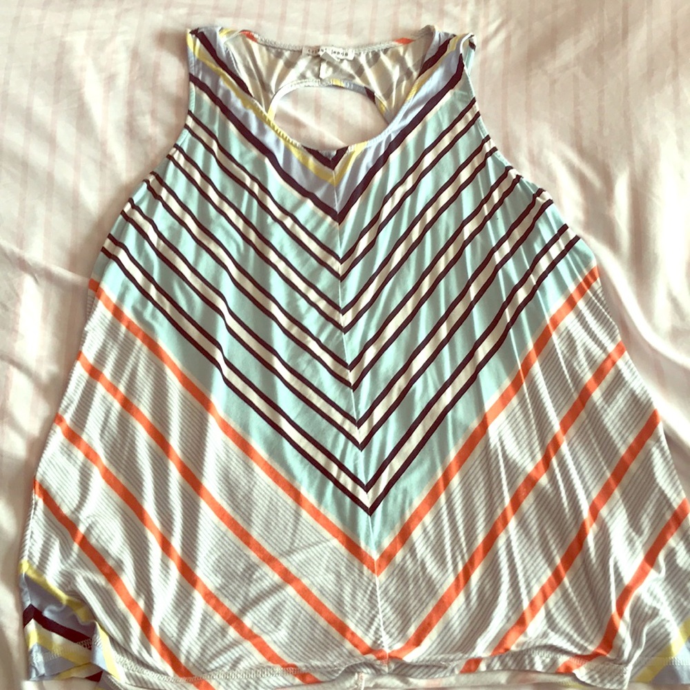 Super cute tribal.jeans tang (xl)